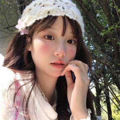 满床春色